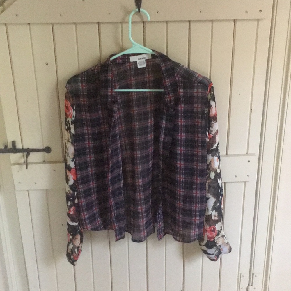 Sans Souci Blouse - plaid pattern & floral sleeves